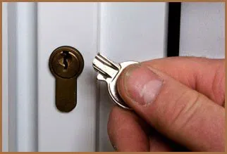 City Locksmith Shop Lake Orion, MI 248-419-0197 - 5-broken-key